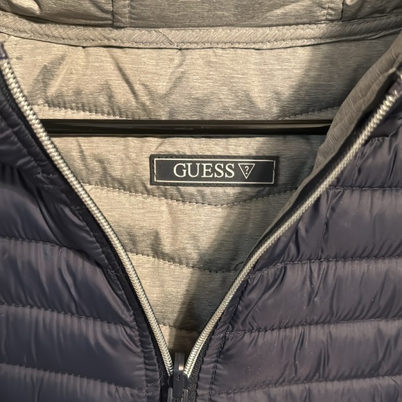 Guess reversible puffer jacket - Picture 2 of 5